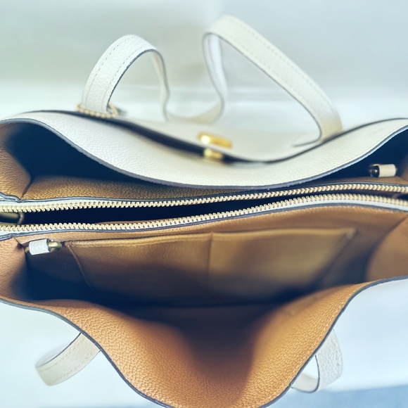 COACH Lora Pebble Leather Carryall Bag (Duster Included) - Picture 7 of 8